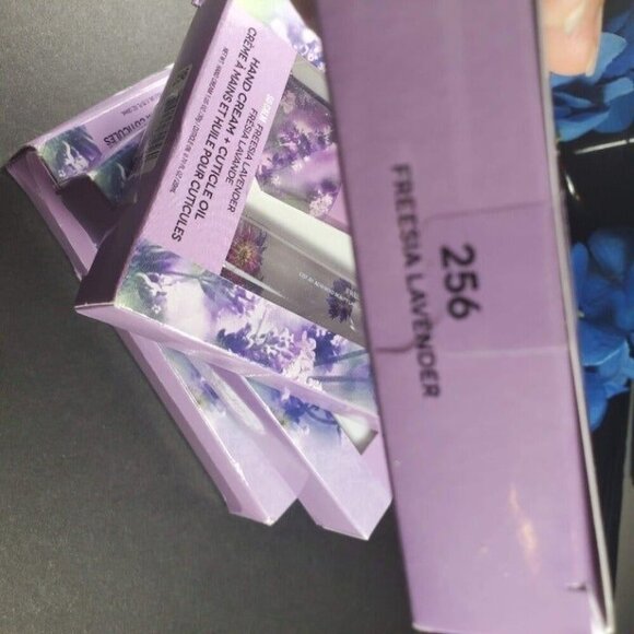 Pro FX Hand Therapy Lotion Scented Cuticle Oil Formula Fresca Lavender 256 - Picture 3 of 10